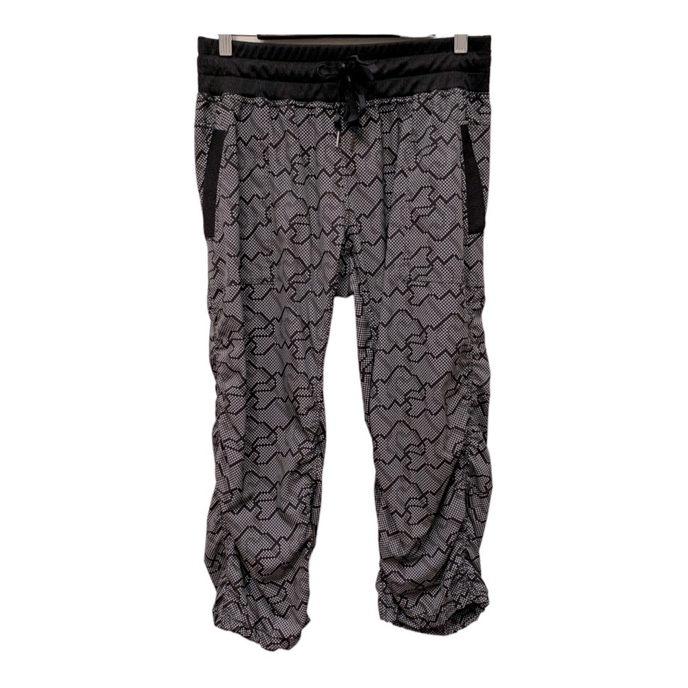 Kyodan Activewear Patterned Cropped Track Pants, Grey Size Medium